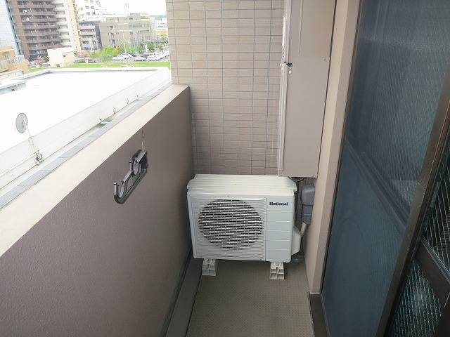 フェニックス新横濱エオール6階 玄関