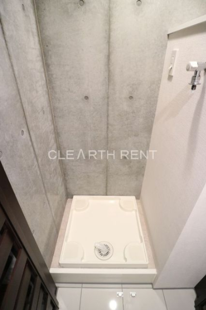 ＥＸＡＭ南麻布 扉付洗濯機置き場/生活感を感じさせません