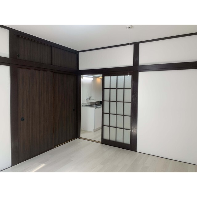 リ・エスト北千住 洋室７帖