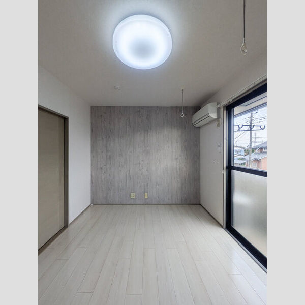 イーストハウス102号室 同建物別部屋の参考画像