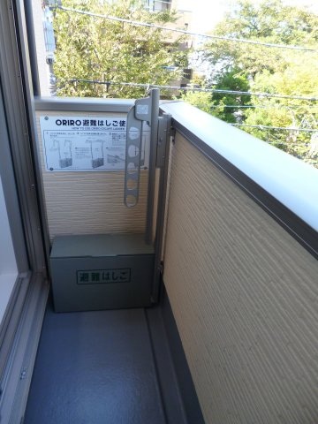 ルクール氷川台301号室 バルコニー