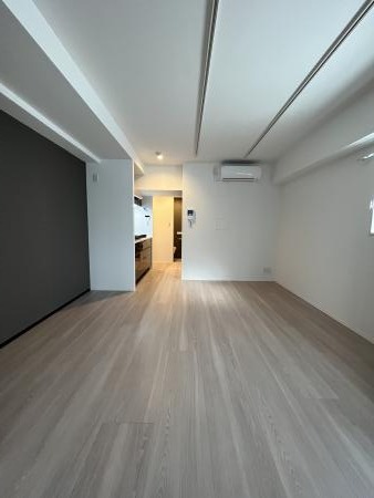 カシェット ラ フォーレ7階 ※同タイプ床配色違い