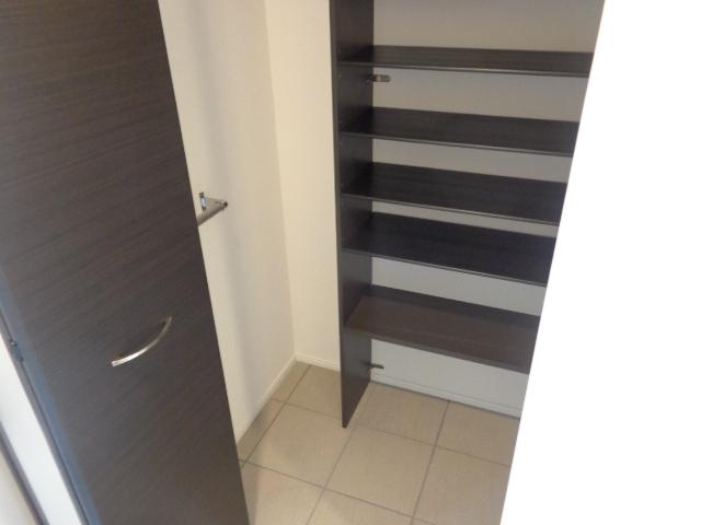 エスタシオン 下駄箱