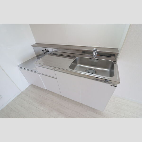 ヴェルメゾンおゆみ野　B キッチン