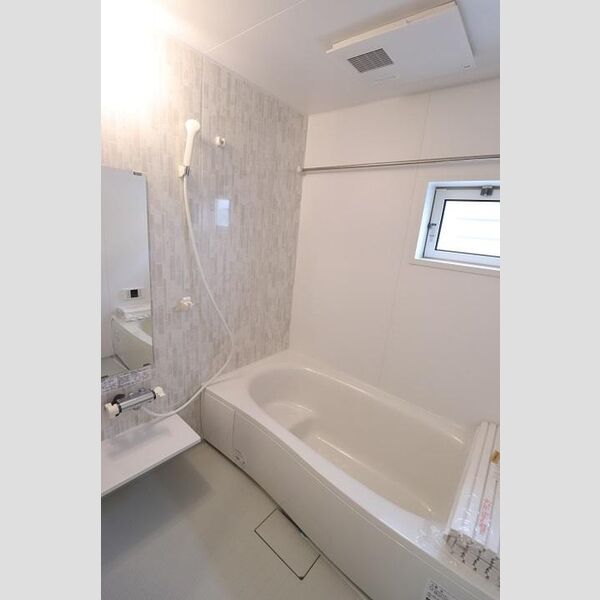 Amapola Annex(アマポーラ アネックス)115号室 追焚・浴室換気乾燥機付き一坪バス