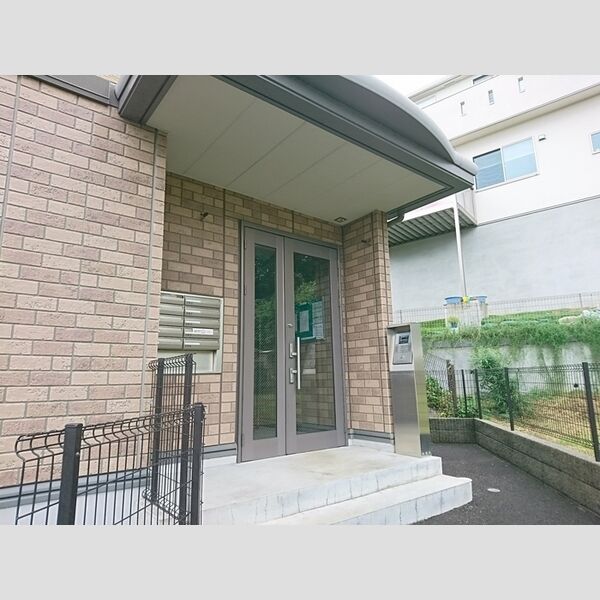 ソレアード エントランス