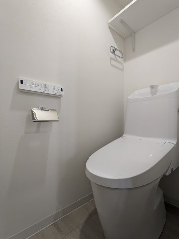 湯島レジデンス0402号室 トイレ