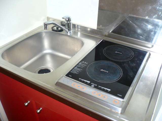 レオパレスアンジュエ キッチン