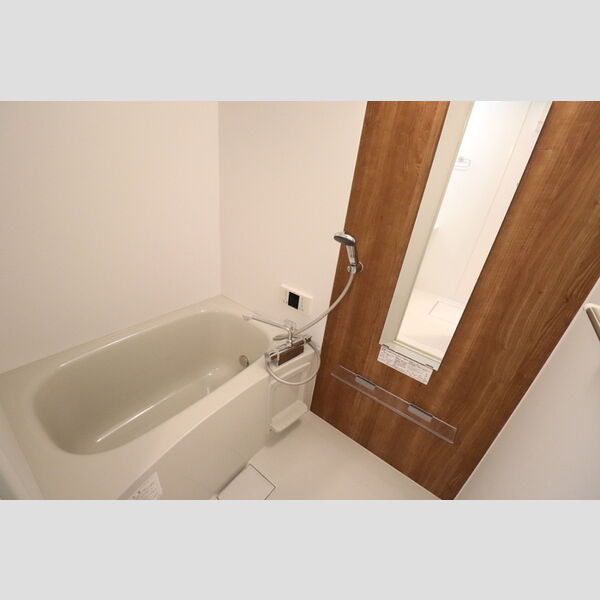 レーヴ・シェソワ206号室 バス