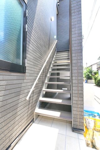 ハーモニーテラス大谷口2階 外観