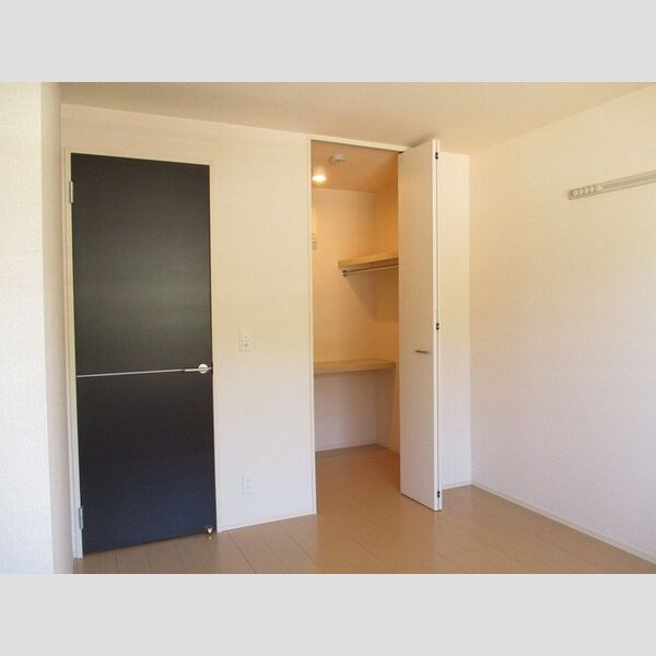 コモンシティハイツI202号室 収納