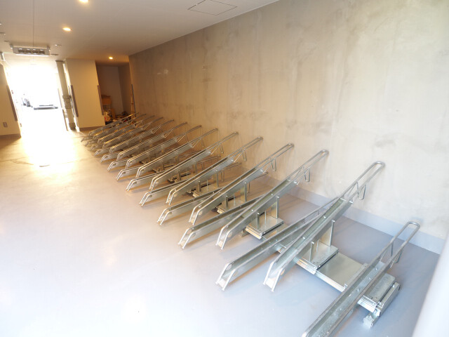 レジディア下丸子プレイス3階 駐輪場