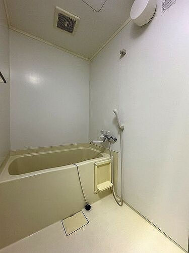 コンフォールハイム 浴室　※前回募集時2024年1月撮影