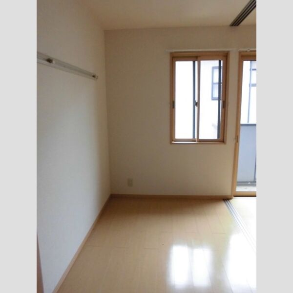 サントビーヴィレッジ　Ⅴ202号室 洋室3畳