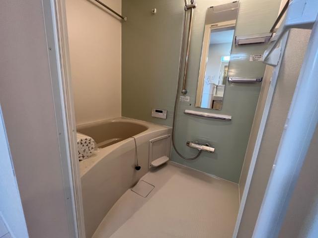 a l’aise （ア　レーズ）102号室 ユニットバス