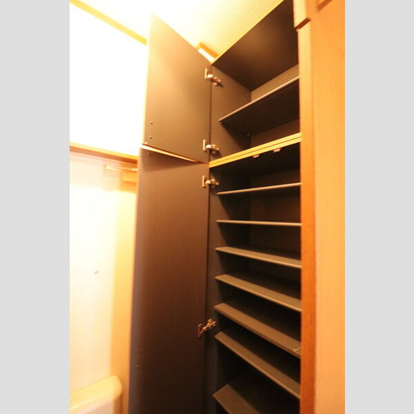 パセオ浦和103号室 シューズボックス