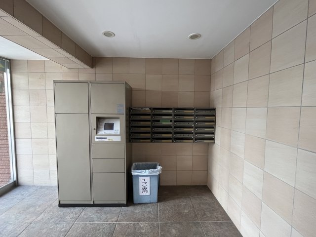 スカイコート千鳥町2階 エントランス