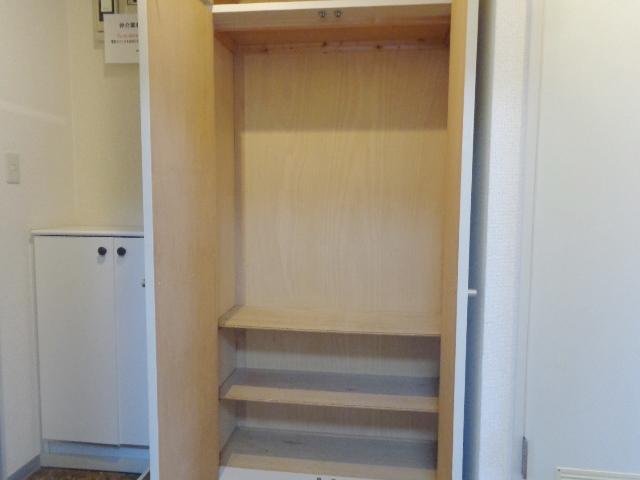 リバーサイドソシア306号室 収納