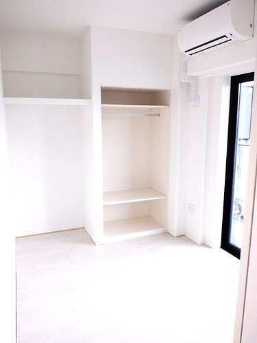 ＲＥＦＲＡＭＥ ５ Ｉｒｉｙａ クロゼット※2022.10内覧会時同タイプ別部屋撮影