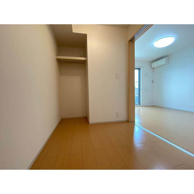 グランデ・ヒルズ102号室 内観