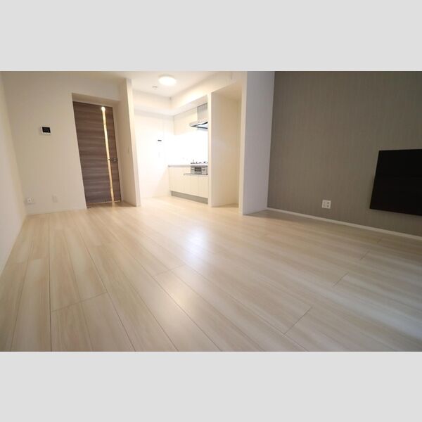 セレスティア西台B LDK