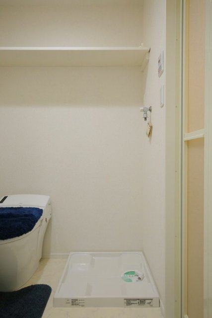 小石川フィエルテ 室内洗濯機置場※家具・家電・小物はイメージです