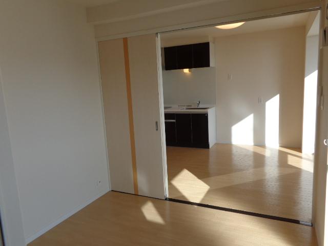 コモド　レジデンス 洋室