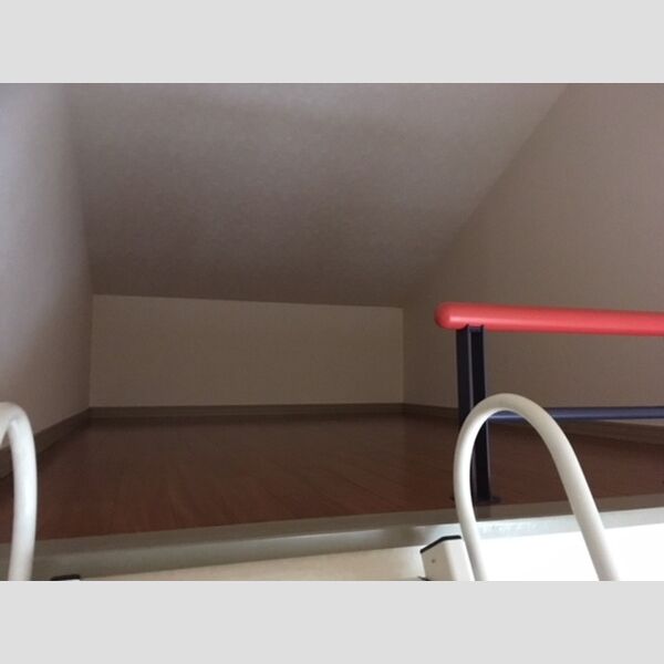 アピエ　壱番館/弐番館壱番館205号室 ロフト