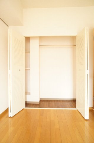 ポポラーレ八千代0104号室 使いやすい居間です