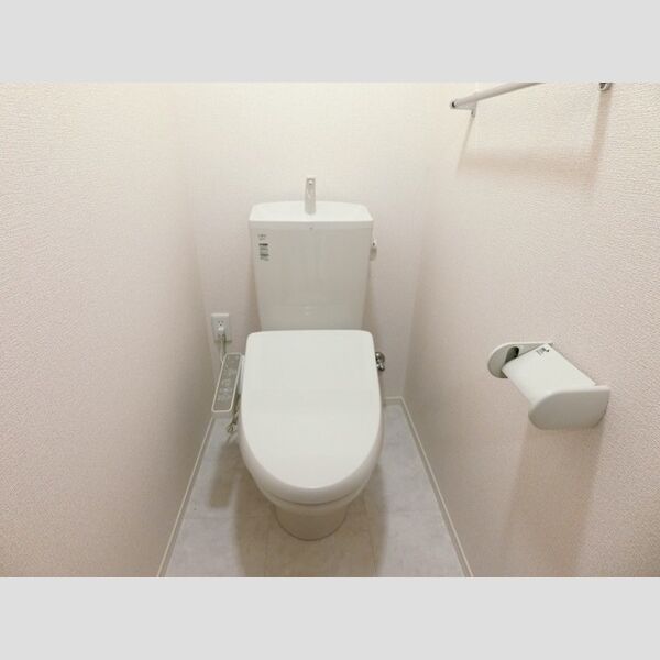 BLESS湘南藤沢 温水洗浄暖房便座