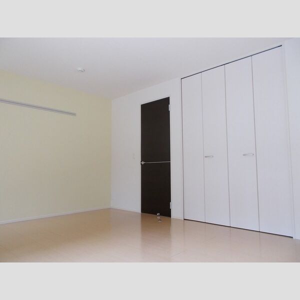 PURA VIDA(プーラ　ヴィーダ)　A棟103号室 洋室10.1帖