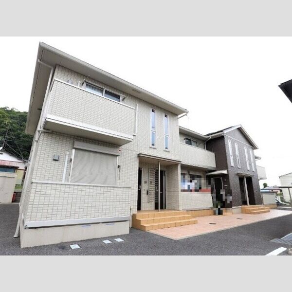 リシェル102号室 建物外観