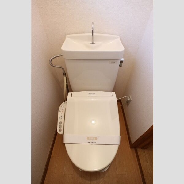 フラワーエステート 温水洗浄暖房便座