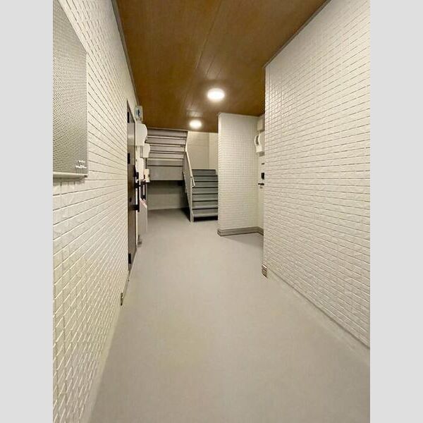 セレスティア高島平306号室 ロビー