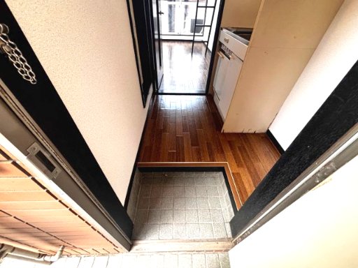 リエス稲田堤101号室 玄関