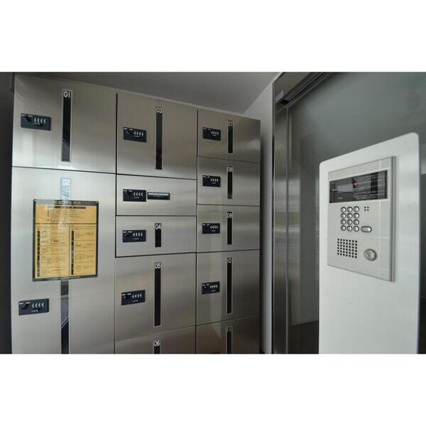 サン・アップマンション エントランス