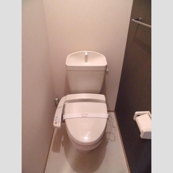 エバーグリーンガーデン　C102号室 温水洗浄暖房便座♪