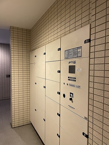 リビオ初台アリアフォート4階 宅配ボックス　※2024年3月撮影
