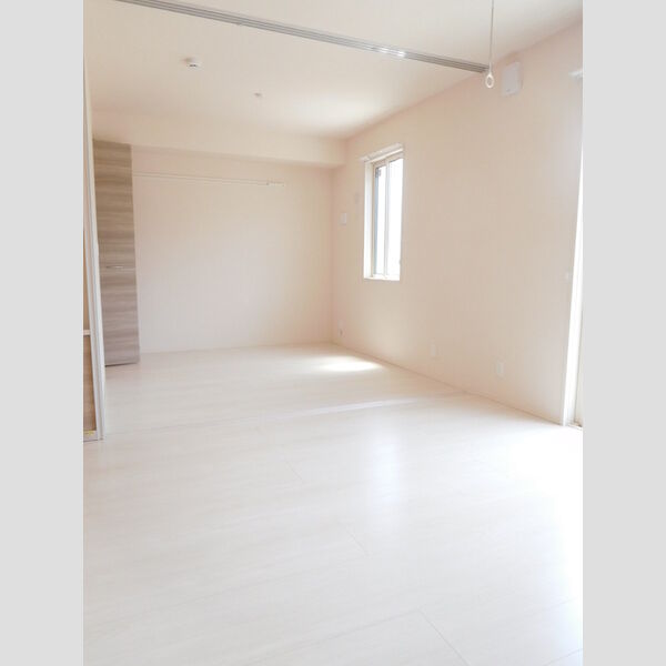 リンデンハイム102号室 リビング