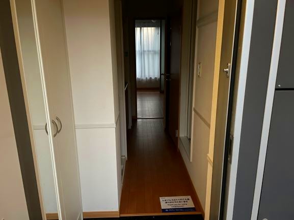 レオパレスＳＡＫＵＲＡⅡ 玄関