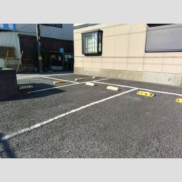 サニーコート久保田 駐車場(要空き確認)