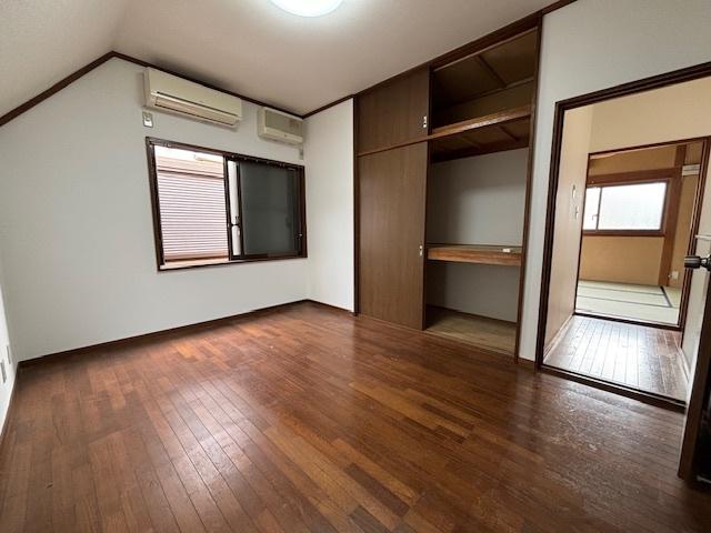 上土棚中　戸建て 2F 洋室