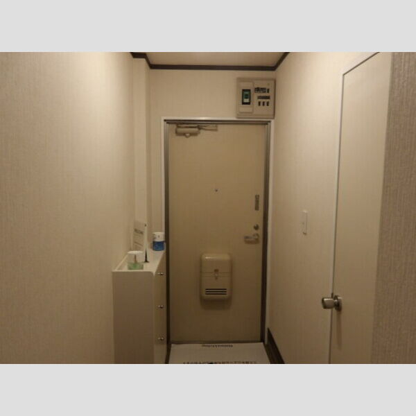 ベイスクエア幕張本郷 玄関