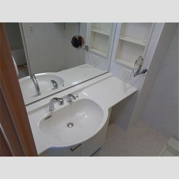 テイク陽光 洗髪洗面化粧台