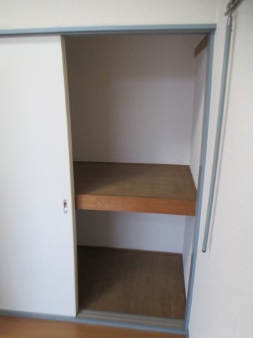 ノーリーズン松戸0101号室 収納