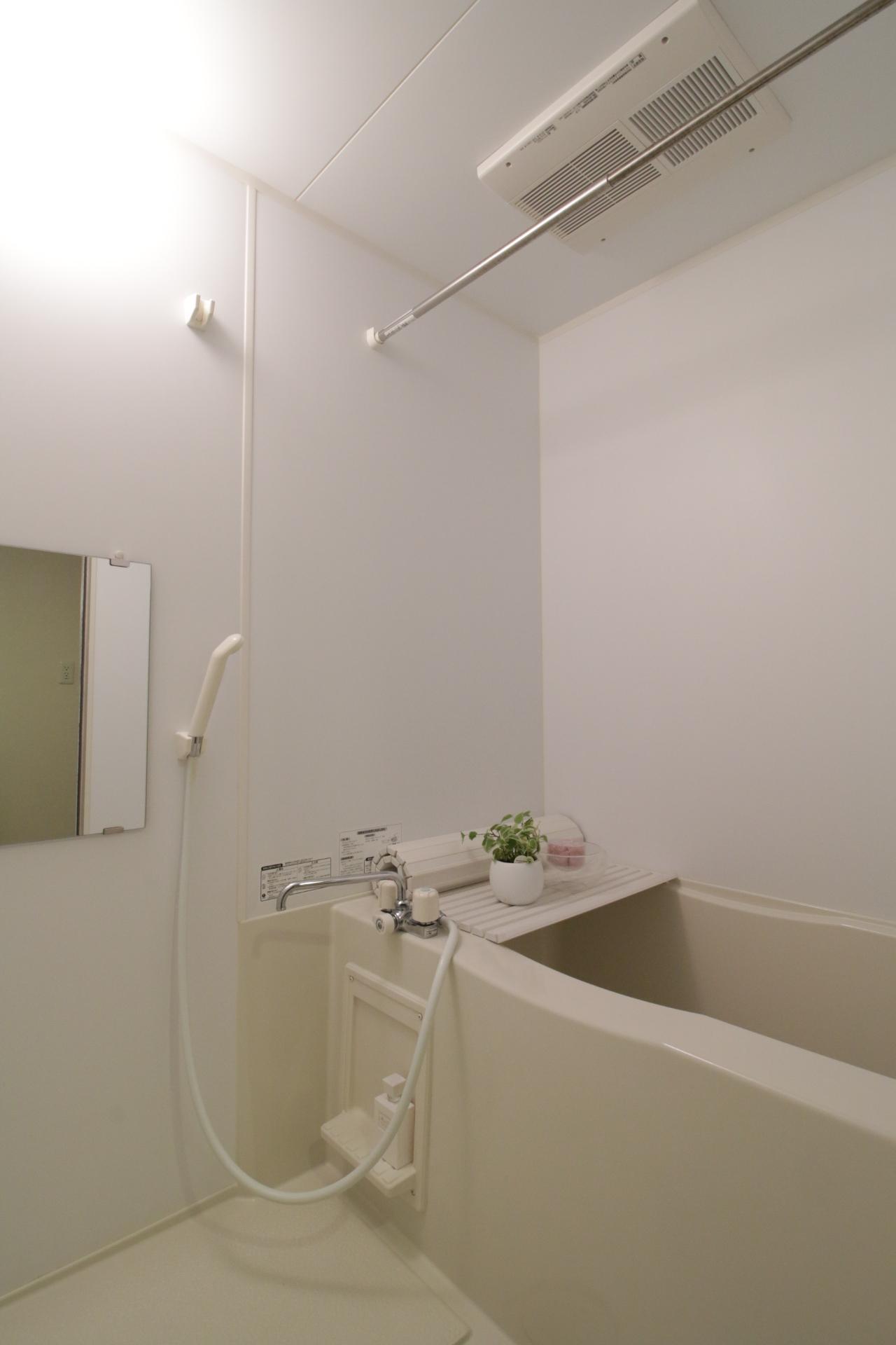 BLOOM 浴室乾燥付きバスルームは冬場のシャワーも暖かくて快適！