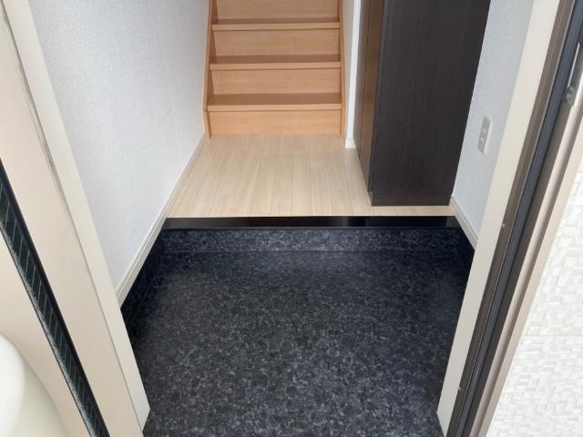 ネオハイム 玄関