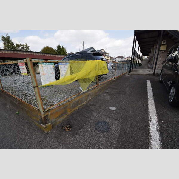 コーワハイム203号室 ゴミ置き場