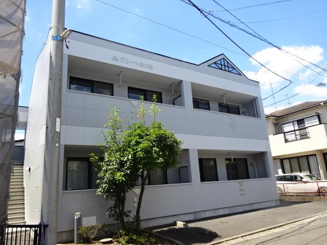 プリーマ泉の森 外観写真（昼）