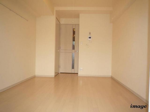 ガーラ・ステーション新宿御苑前 洋室